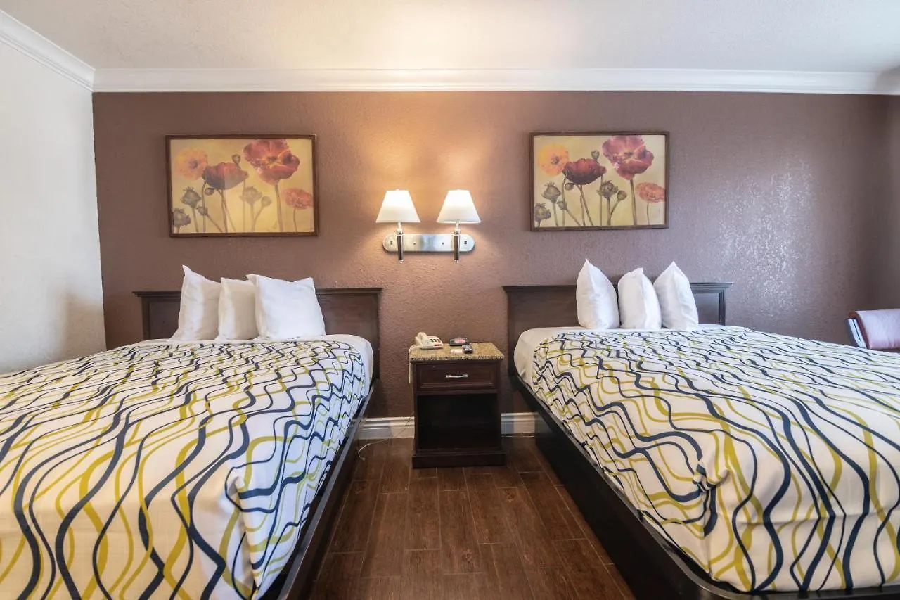Отель Hospitality Inn Сан-Бернардино